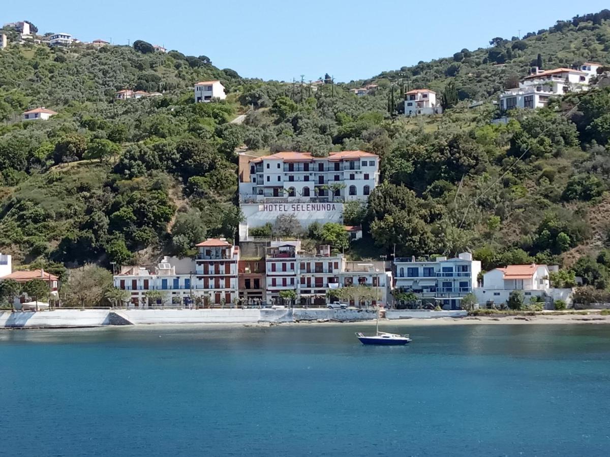 Hotel Selenunda Loutraki  Exteriér fotografie